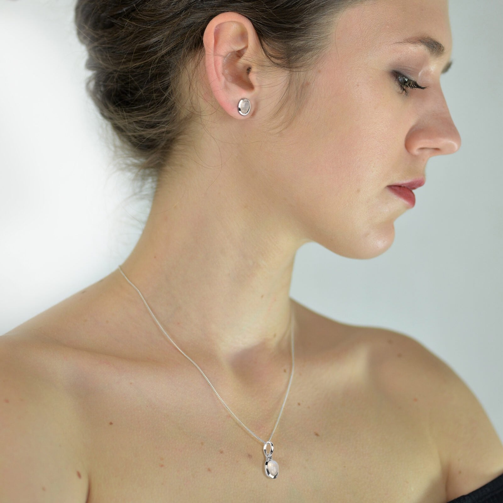 Oval Moonstone Jewellery Set in Sterling Silver