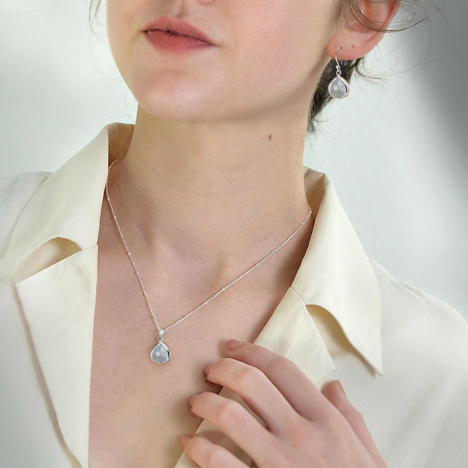 Pear-Shaped Aqua Chalcedony Jewellery Set in Sterling Silver