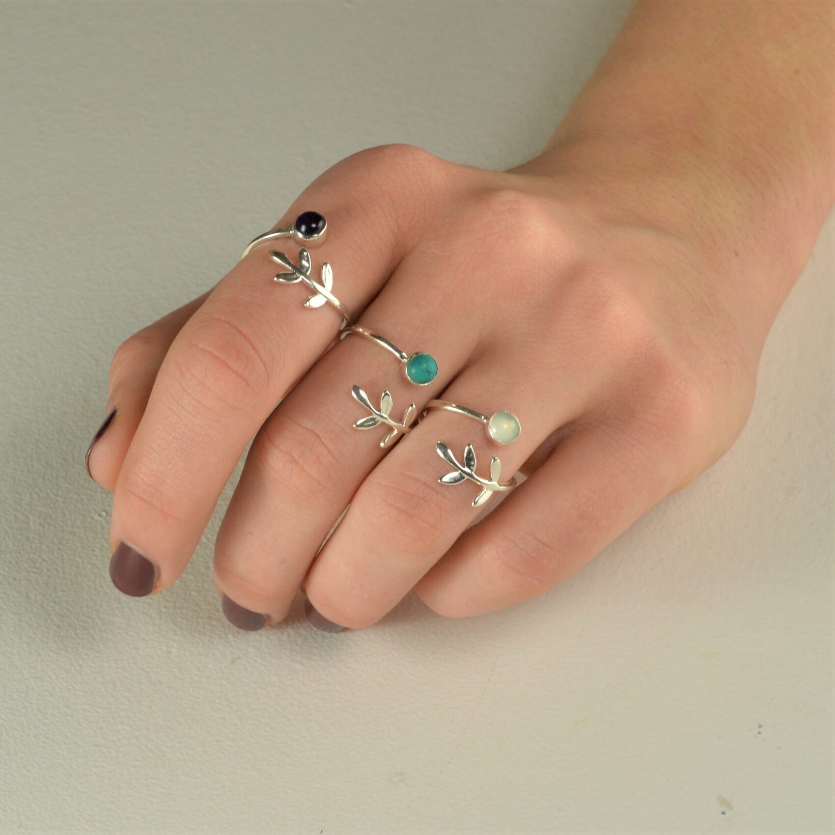 Adjustable Black Onyx and Leaves Ring in Sterling Silver