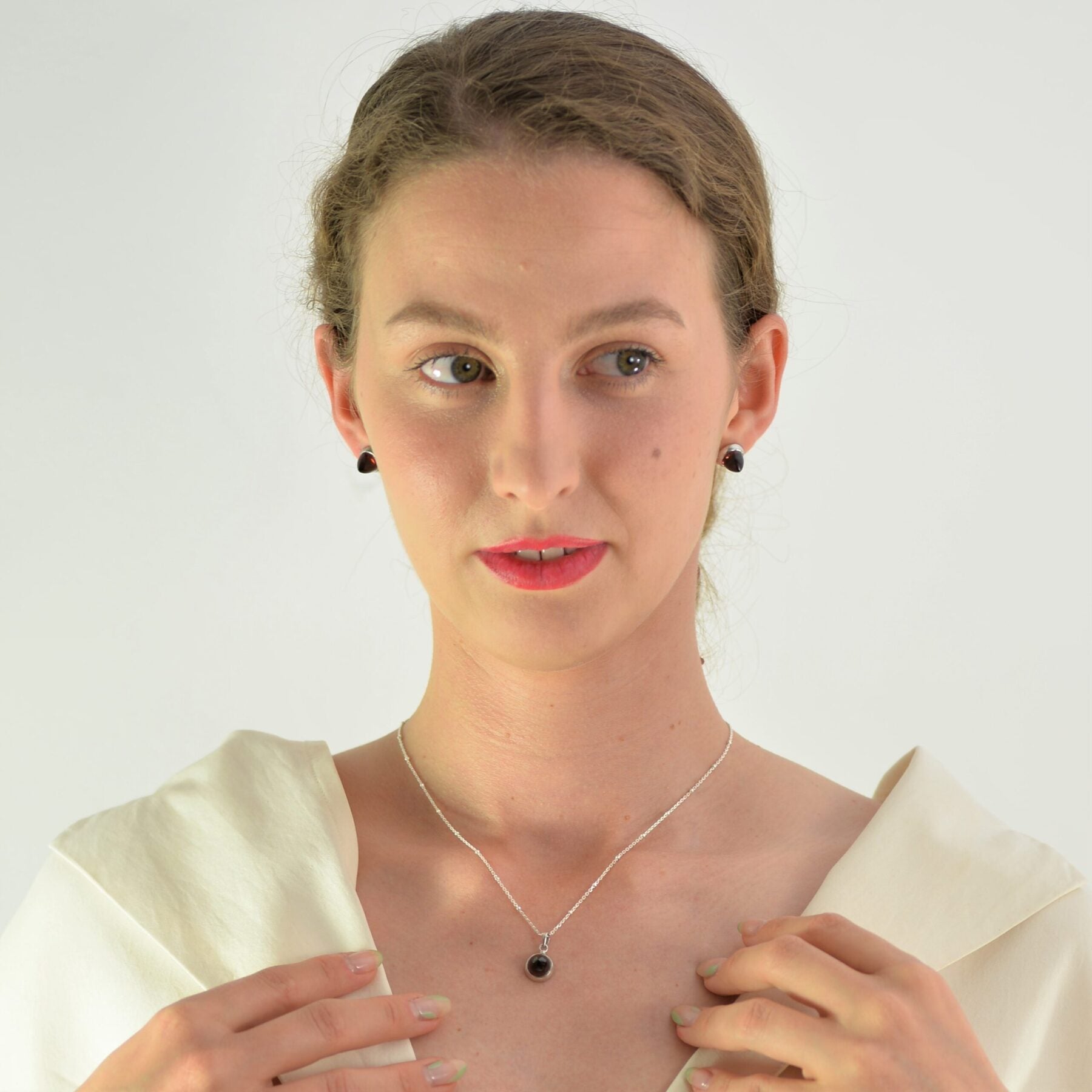 Istanbul Wine Garnet Jewellery Set in Sterling Silver