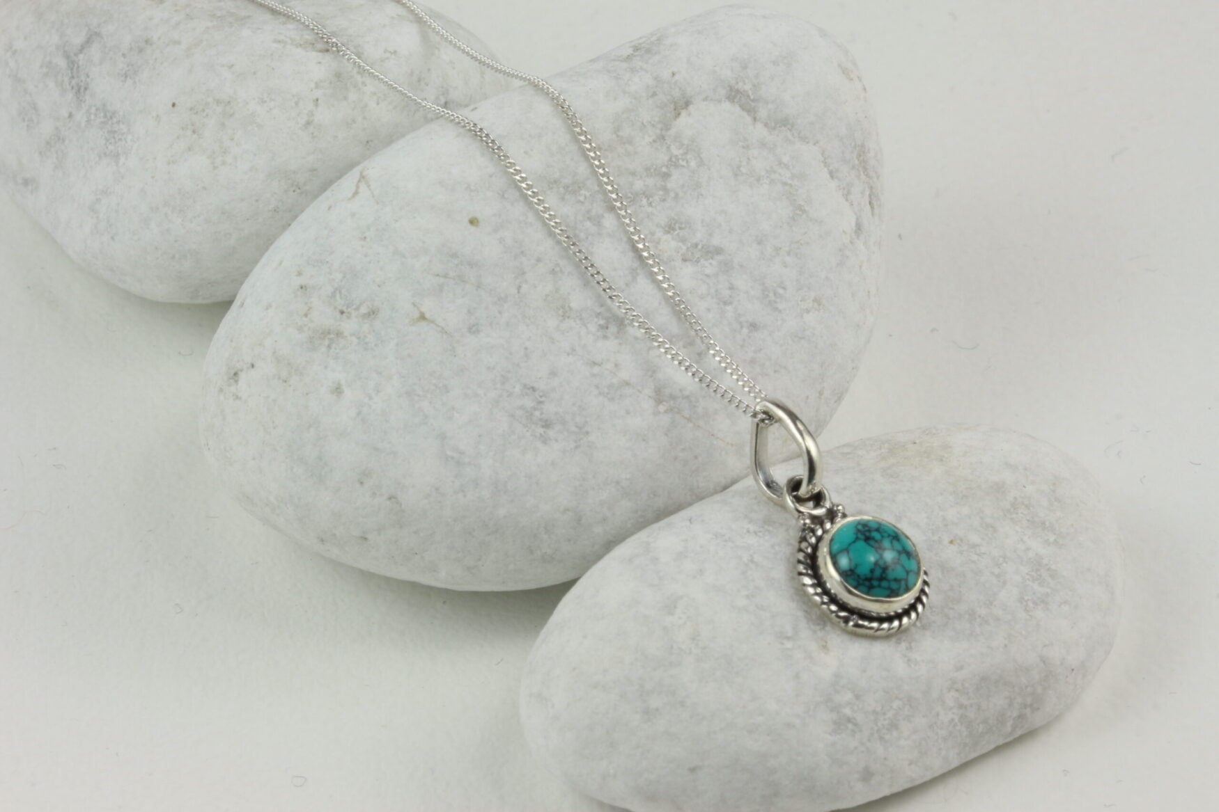 Twisted Wire Round Turquoise Jewellery Set in Sterling Silver
