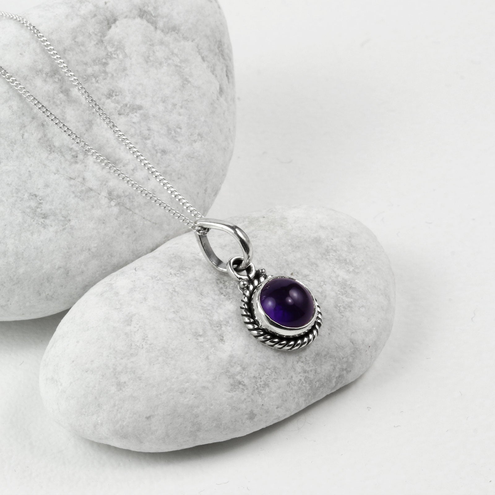 Twisted Wire Round Pendant Necklace with Amethyst in Sterling Silver