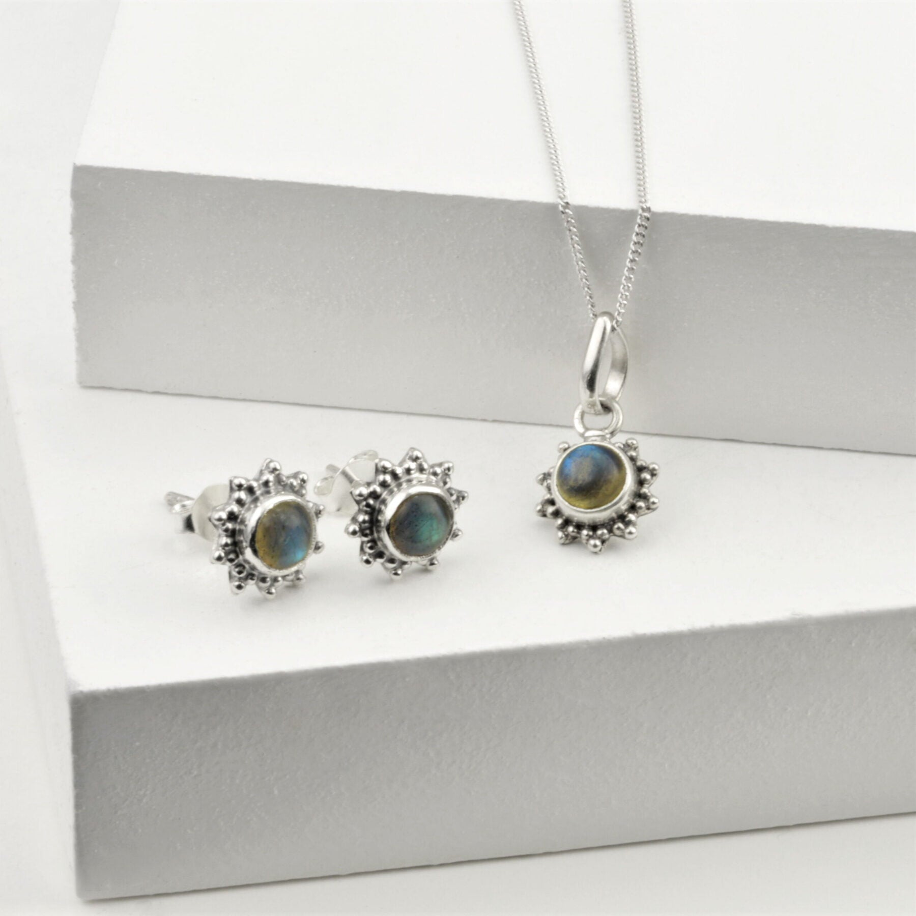Labradorite Star Motif Jewellery set in 925 Sterling Silver