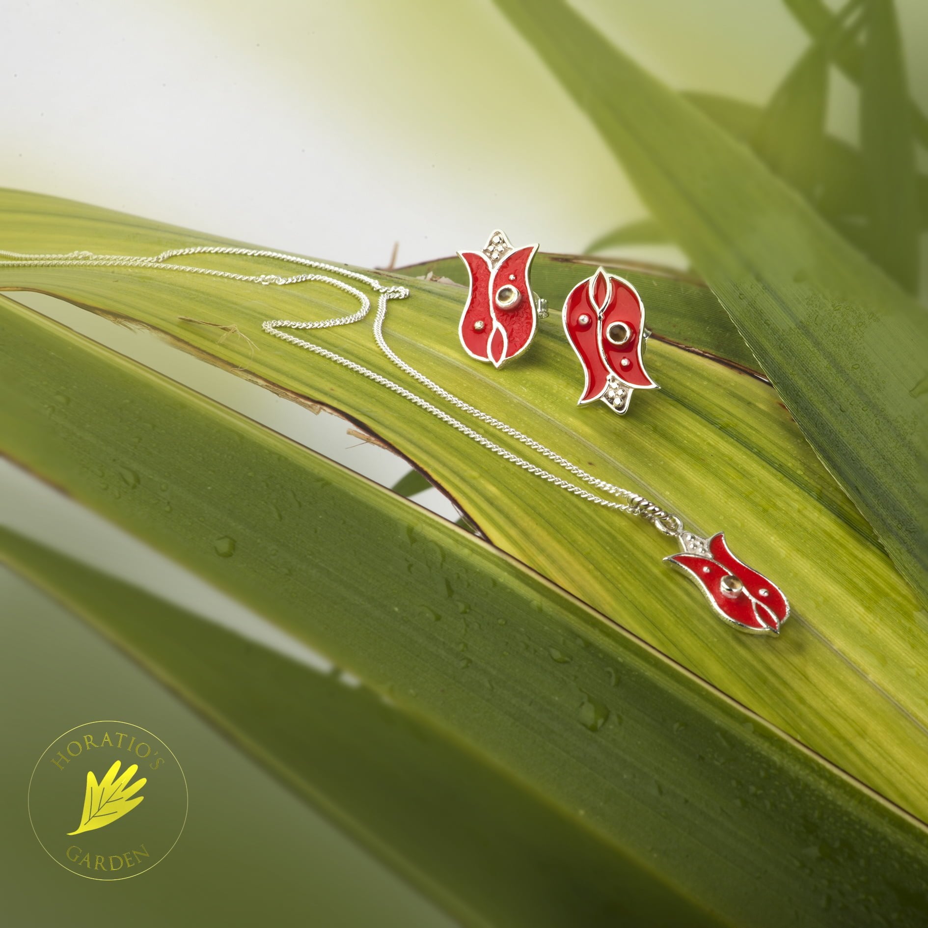 Tulip Jewellery Set in Sterling Silver